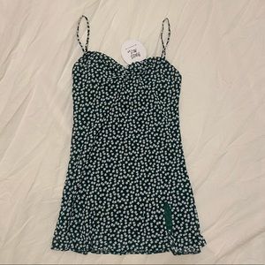 New with tags green and white floral Princess Polly Dress